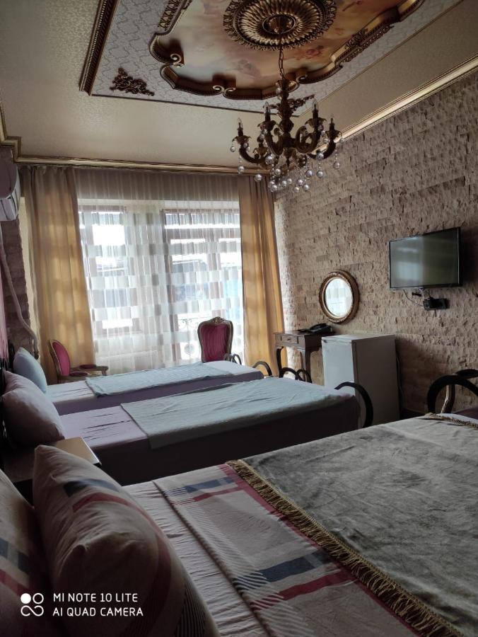 Hotel Dilek & Cafe Istanboel